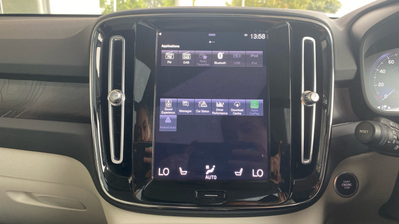 Volvo Xc40 1.5 T5 Recharge PHEV Ultimate Dark 5dr Auto Estate